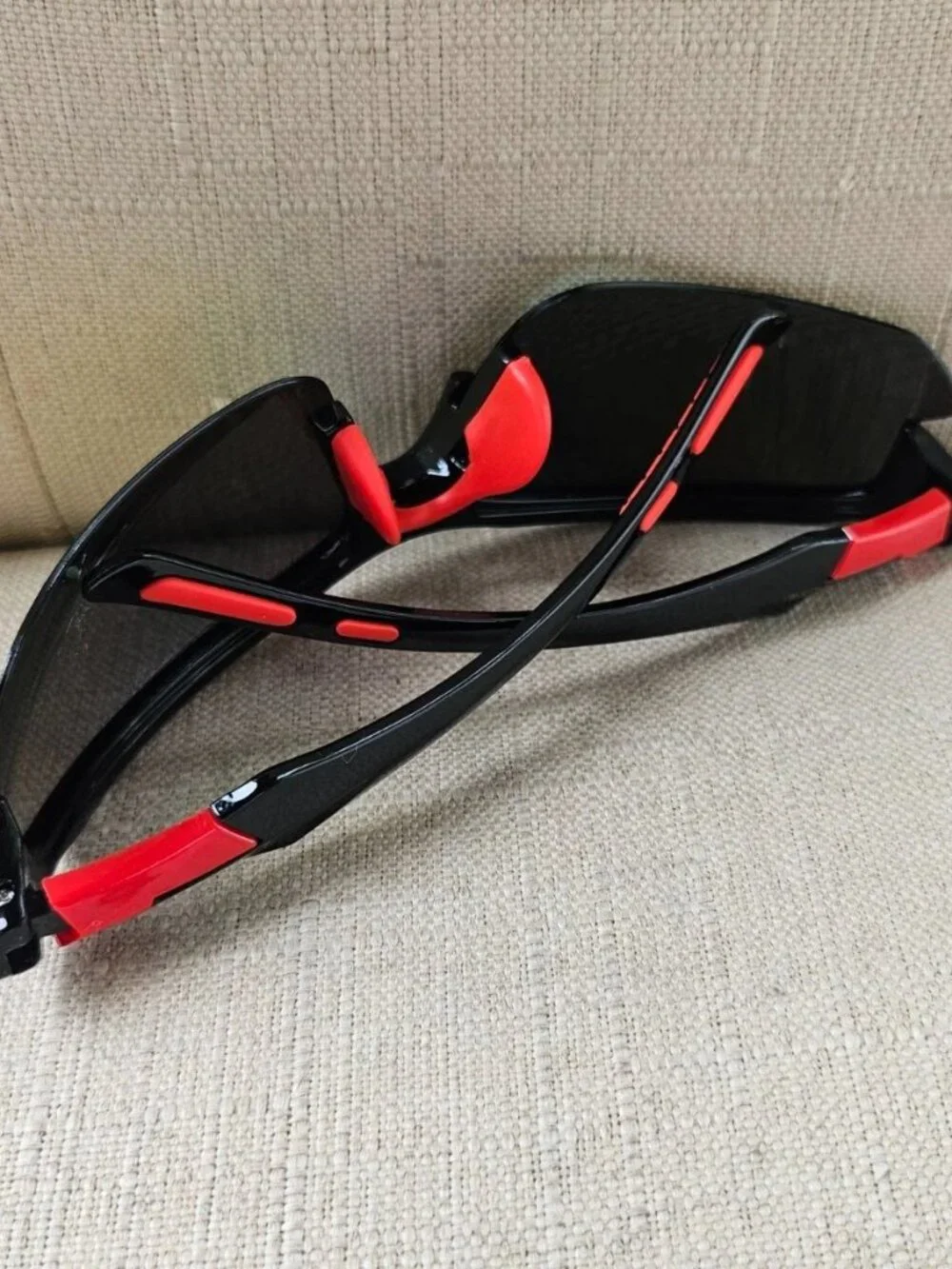Men Fashion Sunglasses Mirror Lenses Black/Red Plastic Frame Wrap style Eyewear
